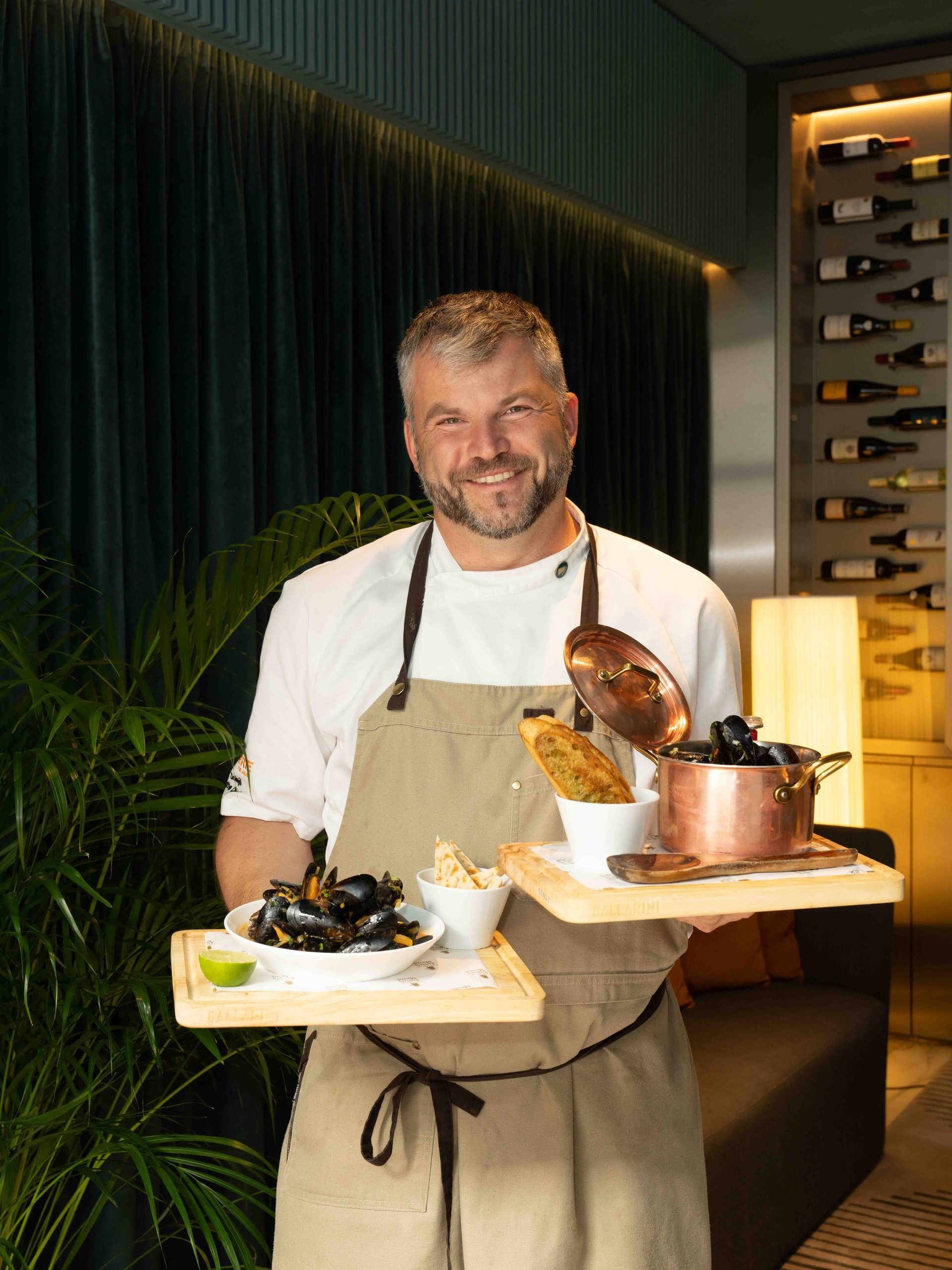 Czech Mussel Week - Chef Milan Dolejš with 2 variations of mussels 