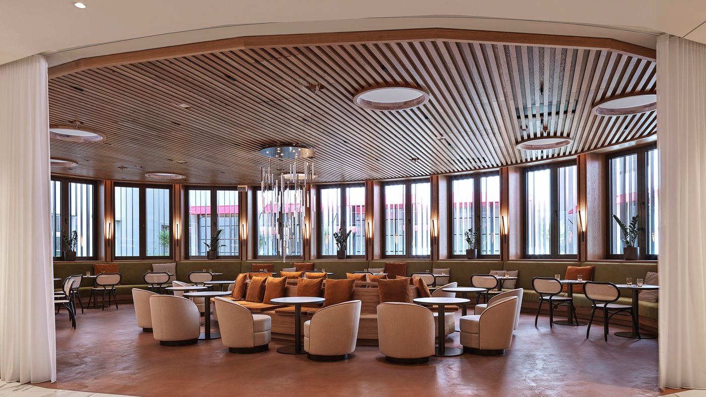 Atrium in Emporium Bistro in The Julius Prague